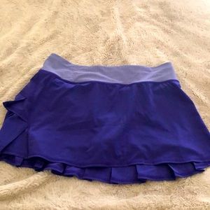 Lululemon tennis skirt. Never worn